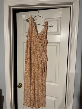 Sleeveless Floral Wrap Jumper in Mustard